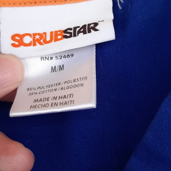 Scrub Set - Picture 2 of 4